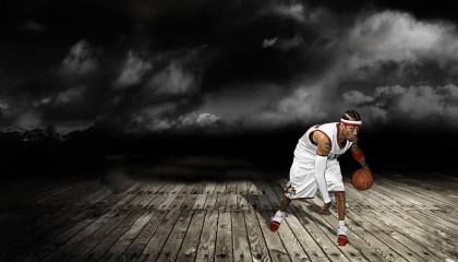 开云体育-字母哥跨界冰球？尼斯队长清晨打气，布莱顿变阵竟为NBA季后赛造势